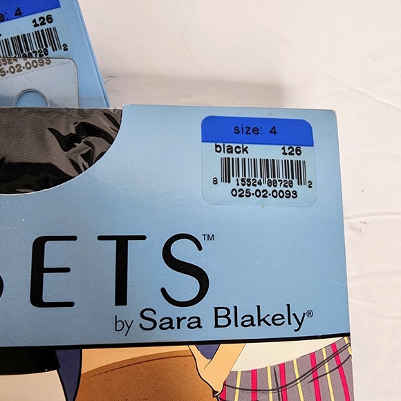 Assets by Sara Blakely Perfect Pantyhose Size 4 Black Full Length 2 Pack Shaping - Picture 3 of 8
